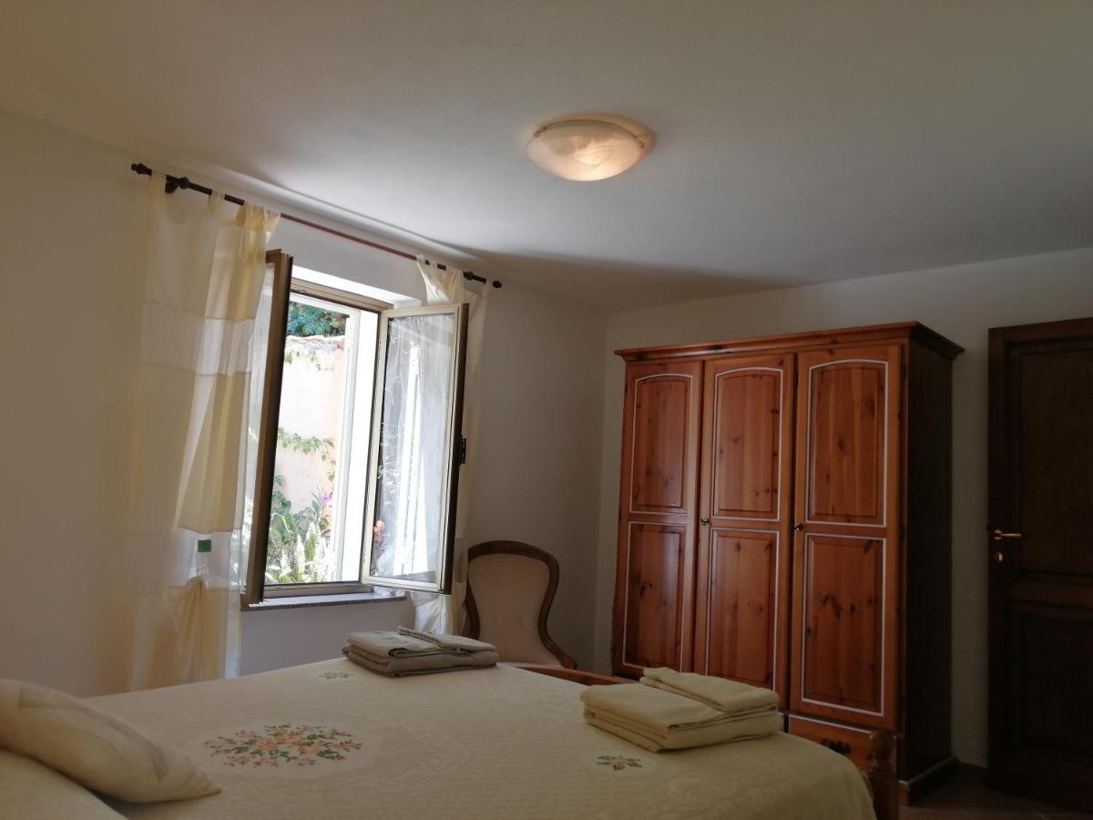 Corte Mannoni Porto Pozzo Exterior photo